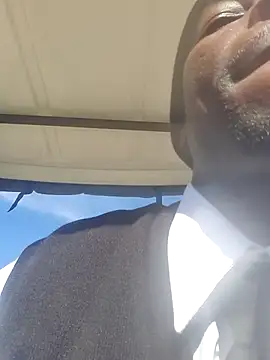 Snapshot of sex-machanic chatting on 2, 12, 2025 sex-machanic online show from 2, 12, 2025