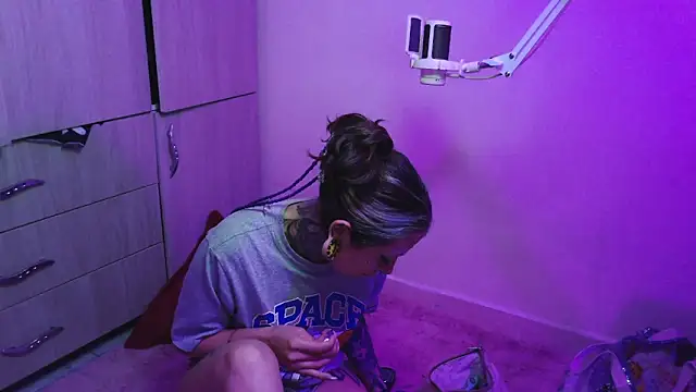 vainilla doll online show from 7, 4, 2026