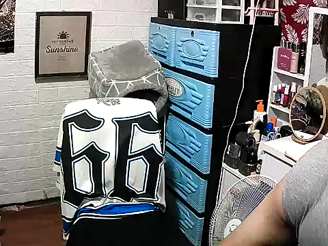 Snapshot of Pinoy_slutcummer69 chatting on 29, 11, 2025 Pinoy slutcummer69 online show from 29, 11, 2025