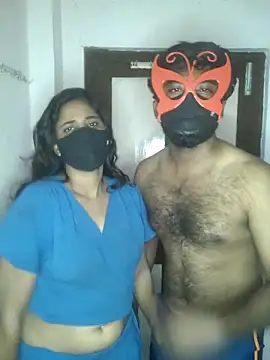 Snapshot of 00USER chatting on 25, 11, 2025 00USER online show from 25, 11, 2025