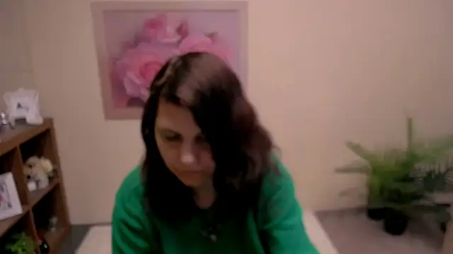 Snapshot of TwoBigSuns chatting on 21, 4, 2026 TwoBigSuns online show from 21, 4, 2026