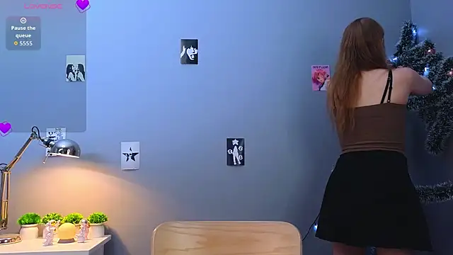 Snapshot of LorettaGladman chatting on 20, 12, 2025 LorettaGladman online show from 20, 12, 2025