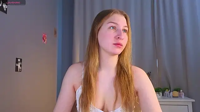 Snapshot of LorettaGladman chatting on 5, 2, 2026 LorettaGladman online show from 5, 2, 2026