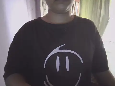 Snapshot of Naina_007 chatting on 5, 10, 2025 Naina 007 online show from 5, 10, 2025