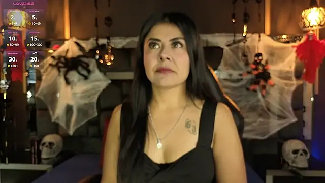 Aniajoness  online show from 21, 10, 2025