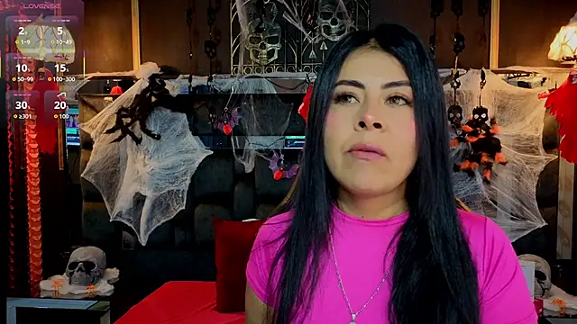 Aniajoness  online show from 28, 10, 2025