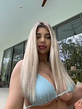 Monique Celeste online show from 31, 3, 2026