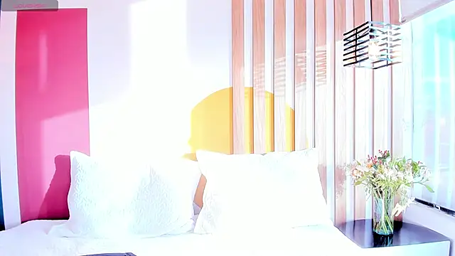 Snapshot of SashaGreyy_ chatting on 24, 10, 2025 SashaGreyy online show from 24, 10, 2025