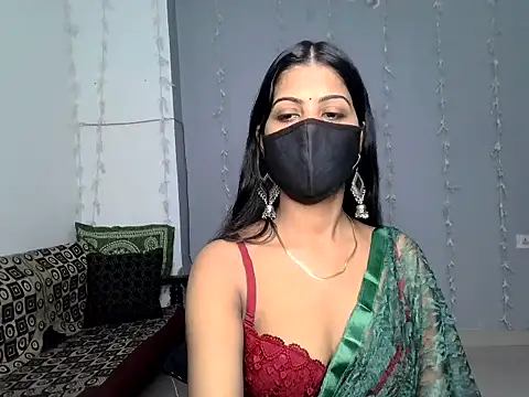 Snapshot of Meri_Cutie_Pie chatting on 15, 9, 2025 Meri Cutie Pie online show from 15, 9, 2025