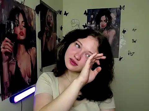 LadyAlice  online show from 6, 10, 2025