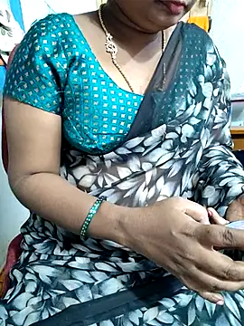 Snapshot of lolida69thamil chatting on 9, 11, 2025 lolida69thamil online show from 9, 11, 2025