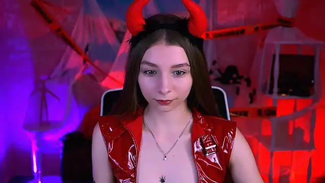 Snapshot of JulieDaniel chatting on 30, 10, 2025 JulieDaniel online show from 30, 10, 2025