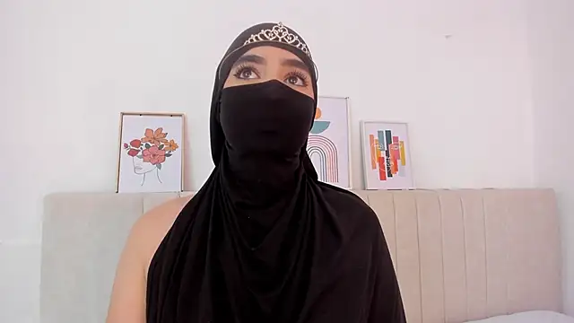 Snapshot of nayiraa_ chatting on 6, 2, 2026 nayiraa online show from 6, 2, 2026