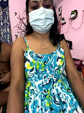 Snapshot of Lovlycouple1 chatting on 23, 11, 2025 Lovlycouple1 online show from 23, 11, 2025