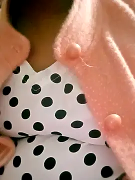 Snapshot of RasiliJodi chatting on 15, 12, 2025 RasiliJodi online show from 15, 12, 2025