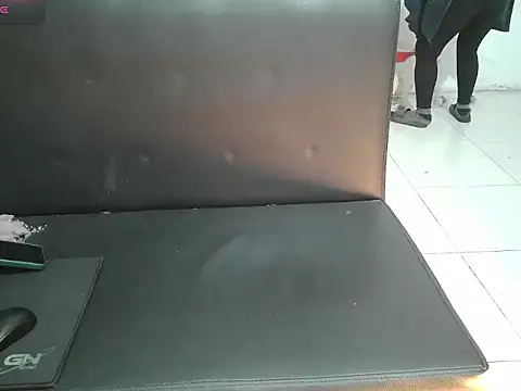 Owe chan online show from 8, 1, 2026