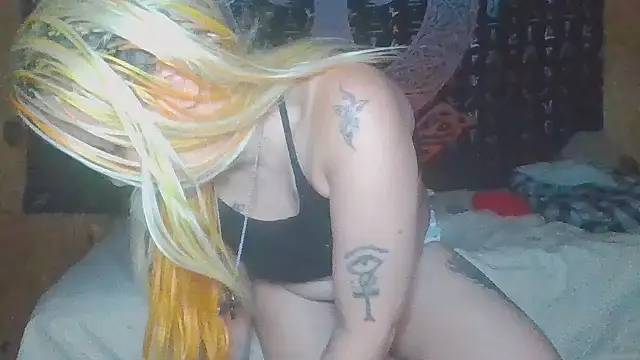Snapshot of ChaosLovi chatting on 2, 8, 2026 ChaosLovi online show from 2, 8, 2026