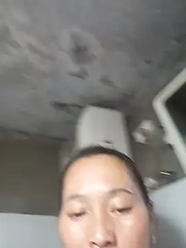 Snapshot of Bianly chatting on 8, 10, 2025 Bianly online show from 8, 10, 2025