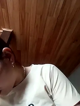 Snapshot of Bianly chatting on 23, 10, 2025 Bianly online show from 23, 10, 2025