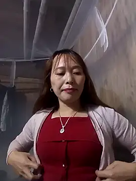 Snapshot of Bianly chatting on 4, 11, 2025 Bianly online show from 4, 11, 2025