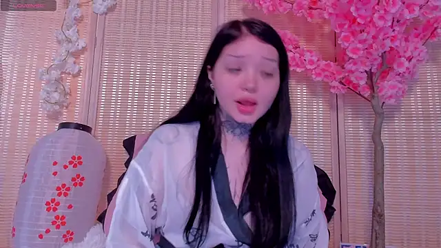 Snapshot of Lein_Bone chatting on 11, 9, 2025 Lein Bone online show from 11, 9, 2025