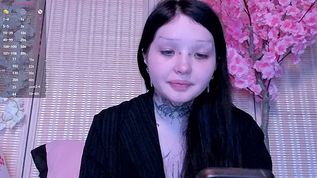 Snapshot of Lein_Bone chatting on 15, 9, 2025 Lein Bone online show from 15, 9, 2025