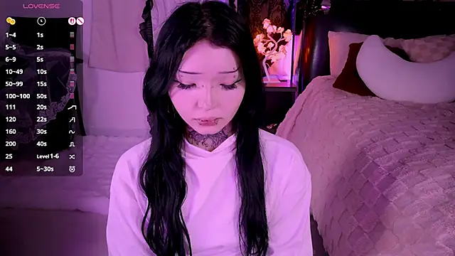 Snapshot of Lein_Bone chatting on 17, 11, 2025 Lein Bone online show from 17, 11, 2025