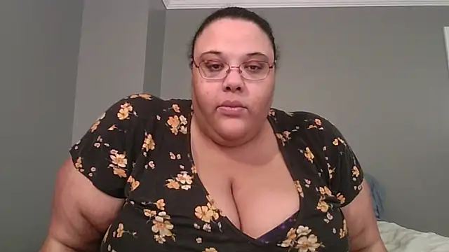 SexyBBW10790 online show from 22, 3, 2026