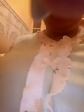 Snapshot of mayakhalyfaa chatting on 29, 11, 2025 mayakhalyfaa online show from 29, 11, 2025