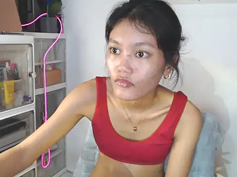 Snapshot of skinny_gracie chatting on 22, 6, 2026 skinny gracie online show from 22, 6, 2026
