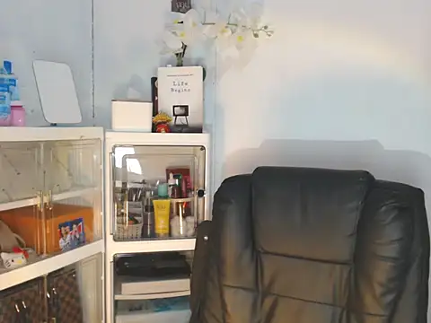 Snapshot of skinny_gracie chatting on 1, 7, 2026 skinny gracie online show from 1, 7, 2026