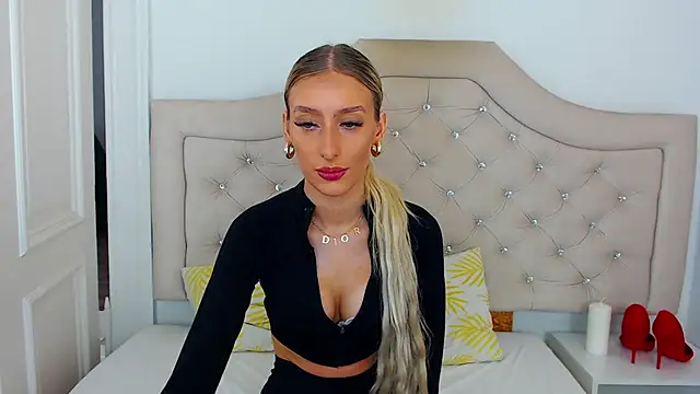 Snapshot of NatalieSensual chatting on 23, 10, 2025 NatalieSensual online show from 23, 10, 2025