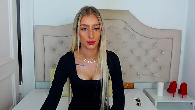 Snapshot of NatalieSensual chatting on 25, 10, 2025 NatalieSensual online show from 25, 10, 2025