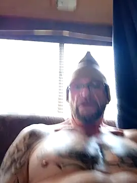 Snapshot of ShawnandDani7074 chatting on 19, 12, 2025 ShawnandDani7074 online show from 19, 12, 2025