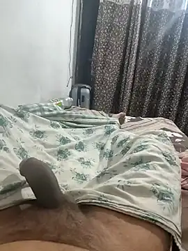 Snapshot of Aeroxx chatting on 13, 9, 2025 Aeroxx online show from 13, 9, 2025