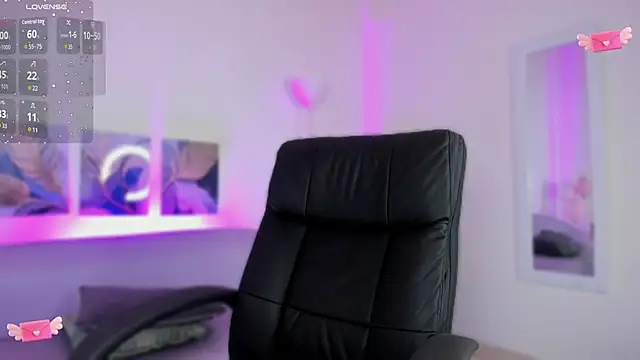 Snapshot of yasmin_elite chatting on 13, 11, 2025 yasmin elite online show from 13, 11, 2025