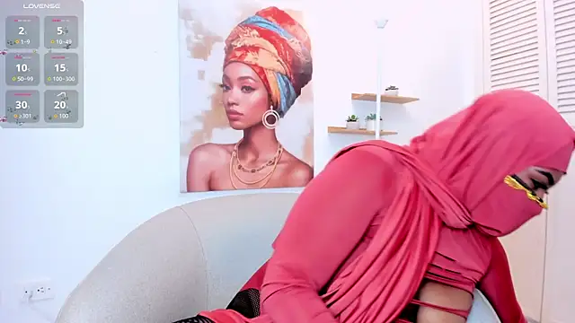 Snapshot of yasmin_elite chatting on 14, 11, 2025 yasmin elite online show from 14, 11, 2025