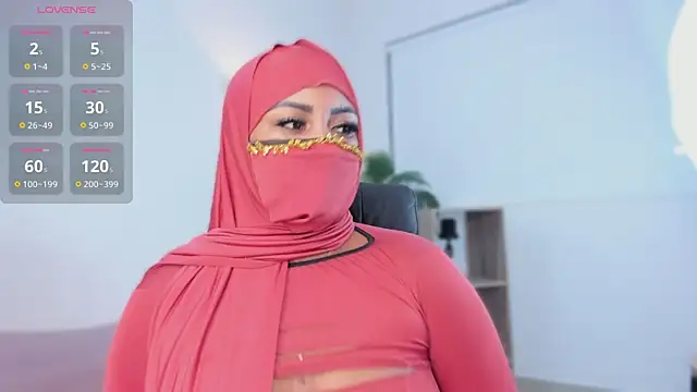 Snapshot of yasmin_elite chatting on 25, 11, 2025 yasmin elite online show from 25, 11, 2025