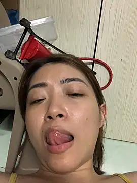 Minee1202 online show from 7, 4, 2026