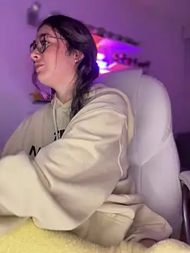 Sharon 07 online show from 23, 3, 2025