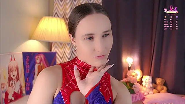 Snapshot of MaudAle chatting on 11, 10, 2025 MaudAle online show from 11, 10, 2025