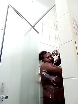 AmazingDarkDoll online show from 4, 4, 2026