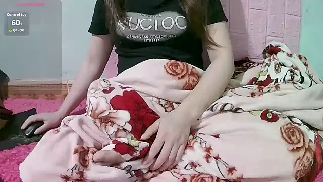 Snapshot of ASIAN_puppy chatting on 28, 11, 2025 ASIAN puppy online show from 28, 11, 2025