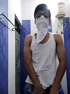 mrmasseur06 online show from 18, 12, 2025