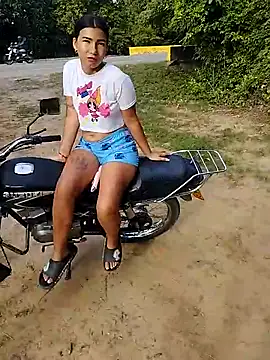 Snapshot of jeltsin3-25 chatting on 20, 11, 2025 jeltsin3-25 online show from 20, 11, 2025