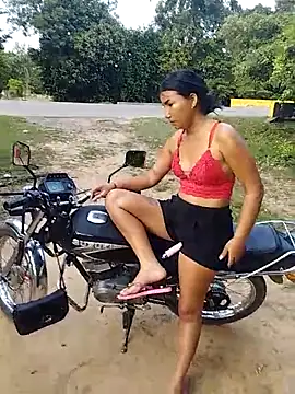 Snapshot of jeltsin3-25 chatting on 21, 11, 2025 jeltsin3-25 online show from 21, 11, 2025