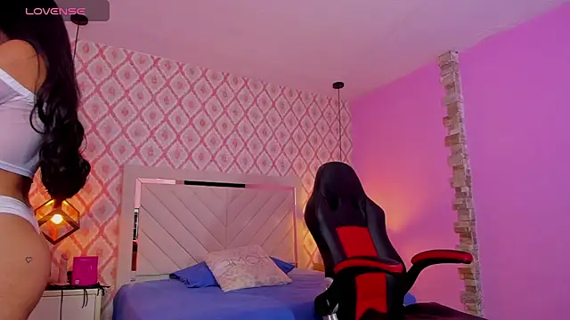 ALANA WATSONN online show from 27, 11, 2025