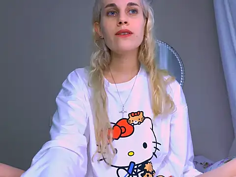 Snapshot of carmen_crybaby chatting on 10, 9, 2025 carmen crybaby online show from 10, 9, 2025