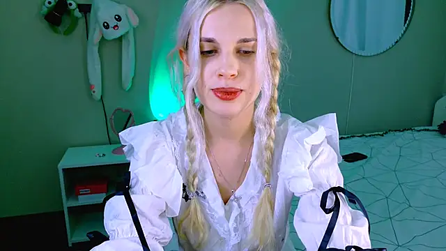 Snapshot of carmen_crybaby chatting on 30, 9, 2025 carmen crybaby online show from 30, 9, 2025