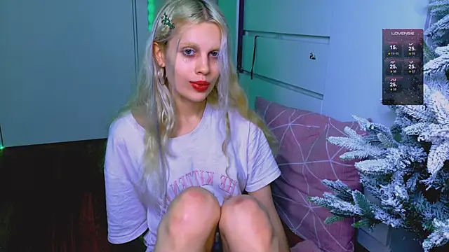 Snapshot of carmen_crybaby chatting on 17, 12, 2025 carmen crybaby online show from 17, 12, 2025